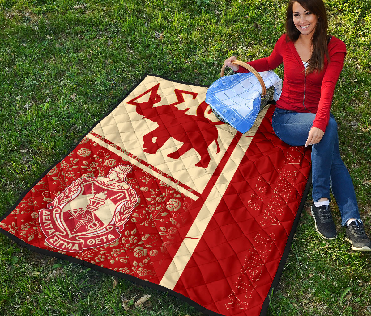 Delta Sigma Theta Premium Quilt Blanket Sorority Home Decor Custom For Fans AT22081503 - Image 6