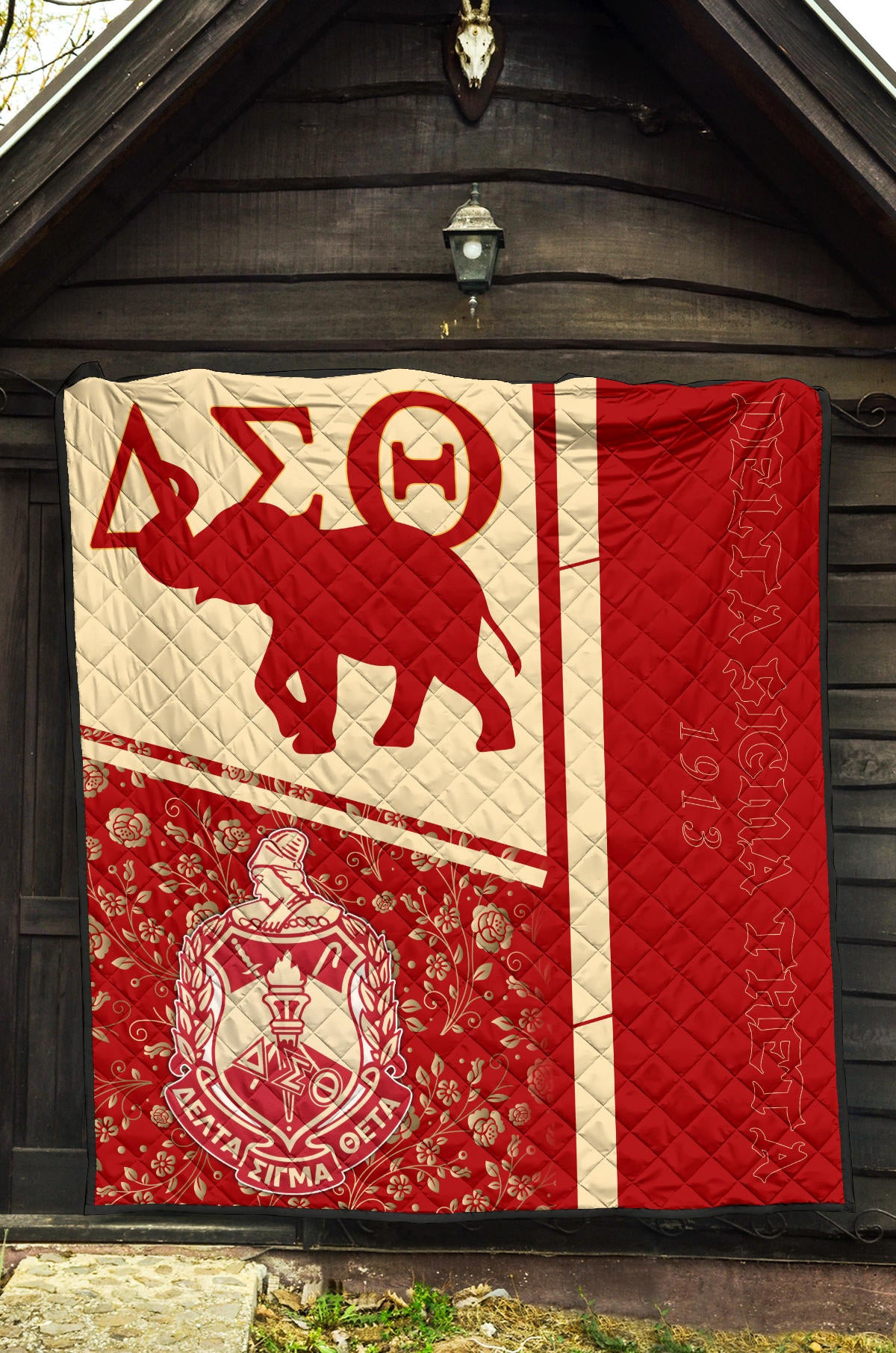 Delta Sigma Theta Premium Quilt Blanket Sorority Home Decor Custom For Fans AT22081503 - Image 5
